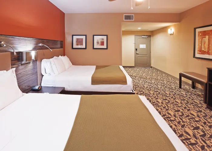 Holiday Inn Express & Suites North Dallas At Preston By Ihg
